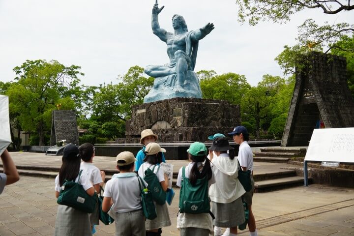 「何者にでもなれる、私たちなら。」